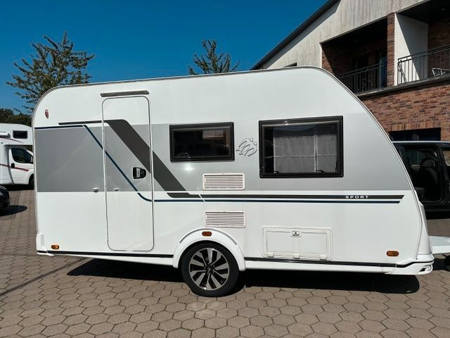 Knaus SPORT 400 LK - 1.HAND-FINANZIERUNG MÖGLICH Knaus SPORT 400 LK - 1.HAND-FINANZIERUNG MÖGLICH - Wohnwagen: das Bild 2 Knaus SPORT 400 LK - 1.HAND-FINANZIERUNG MÖGLICH Knaus SPORT 400 LK - 1.HAND-FINANZIERUNG MÖGLICH - Wohnwagen: das Bild 2
