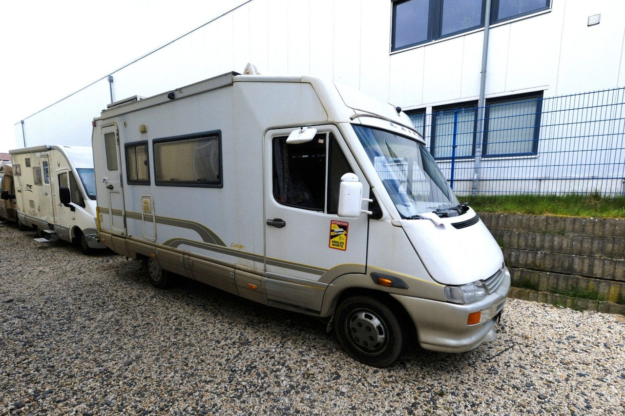 Laika Ecovip 400 I/Hubbett/Standklima/Markise/Solar - Integriertes Wohnmobil: das Bild 2 Laika Ecovip 400 I/Hubbett/Standklima/Markise/Solar - Integriertes Wohnmobil: das Bild 2