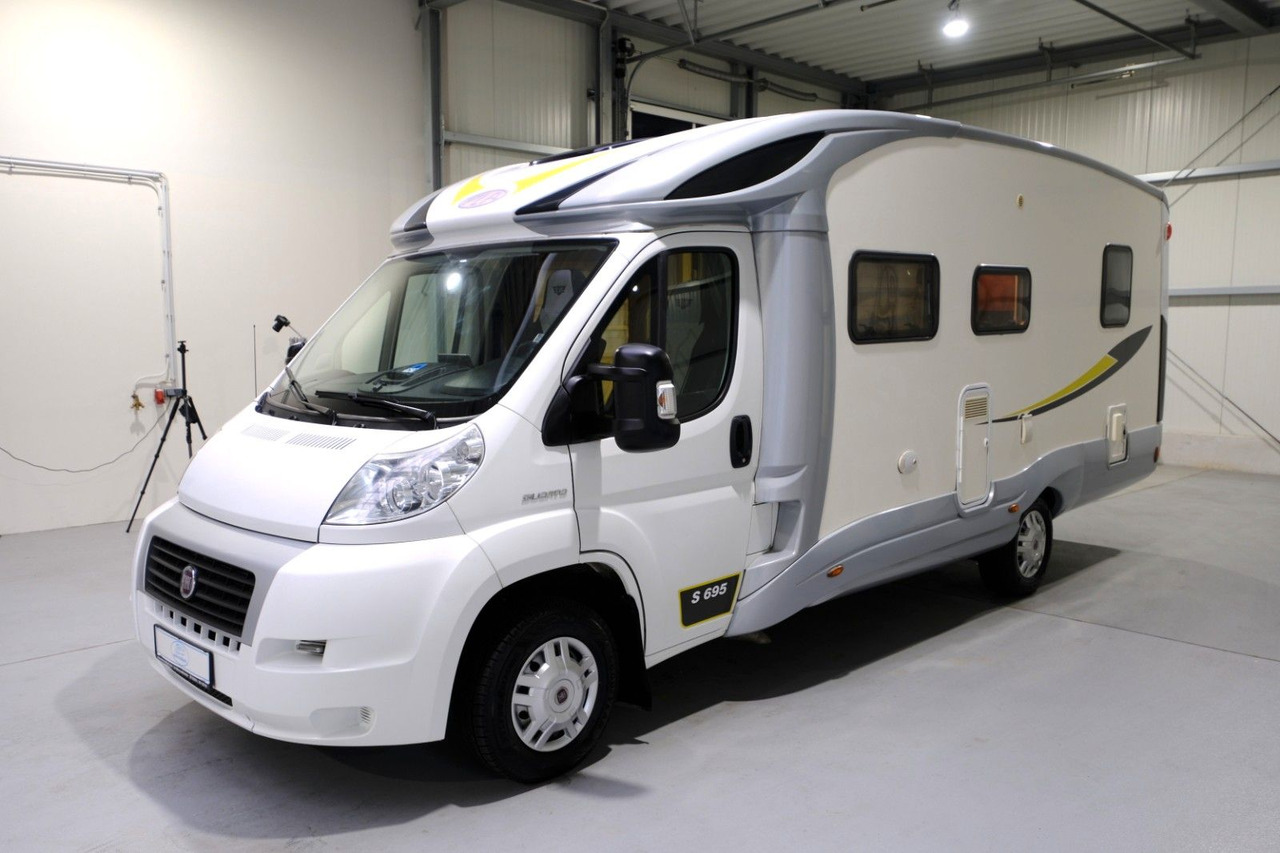 P.L.A. S 695 / Festbett / Klimaanlage / Finanzierung - Teilintegriertes Wohnmobil: das Bild 2 P.L.A. S 695 / Festbett / Klimaanlage / Finanzierung - Teilintegriertes Wohnmobil: das Bild 2