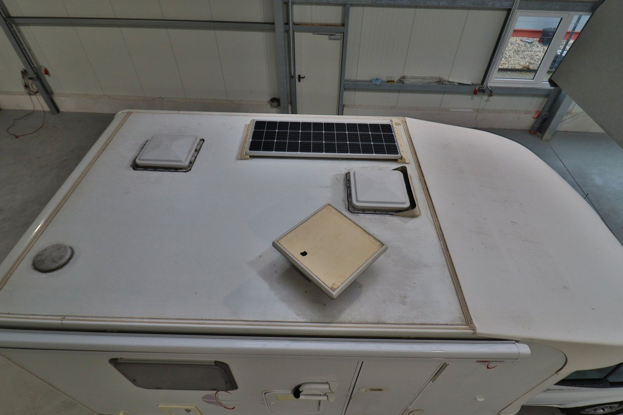 Roller Team Sirio 595 P/Festbett/Solar/Klima/Markise Roller Team Sirio 595 P/Festbett/Solar/Klima/Markise - Teilintegriertes Wohnmobil: das Bild 5 Roller Team Sirio 595 P/Festbett/Solar/Klima/Markise Roller Team Sirio 595 P/Festbett/Solar/Klima/Markise - Teilintegriertes Wohnmobil: das Bild 5