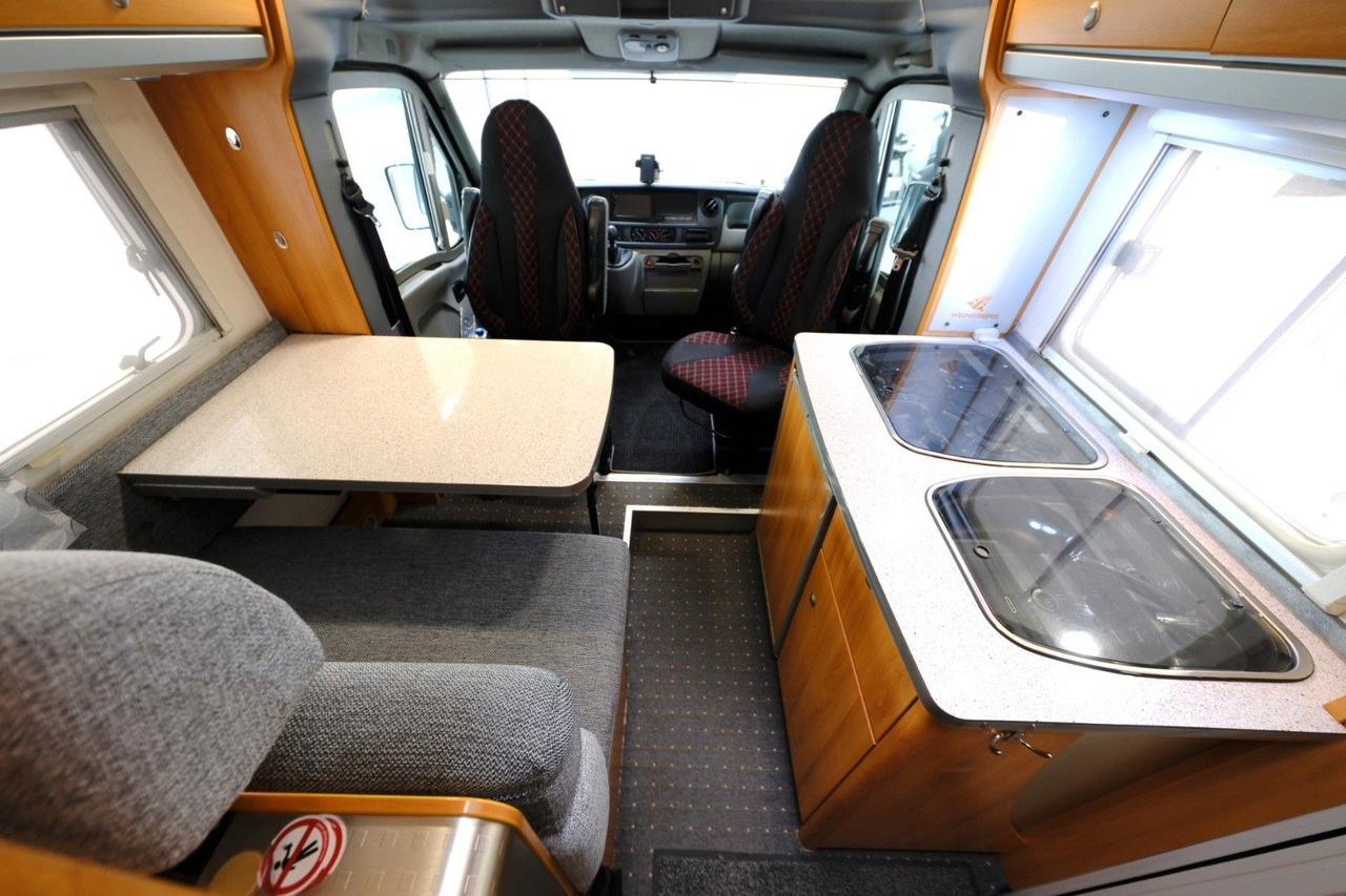 Teilintegriertes Wohnmobil Weinsberg Imperiale TI 650 MG/Festbett/Garage/Solar/DPF: das Bild 9