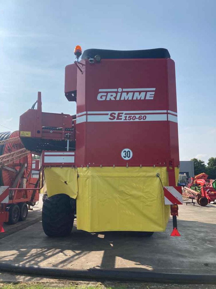 Kartoffelroder Grimme SE 150-60 UB: das Bild 42