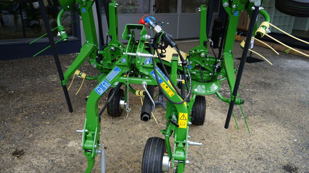 Krone Vendro 620 Highland (20719) - Heuwender/ Wenderechen: das Bild 4 Krone Vendro 620 Highland (20719) - Heuwender/ Wenderechen: das Bild 4