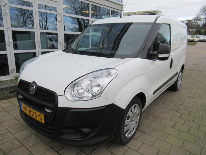 Fiat Dobló Cargo 1.4 T-Jet Nat. Pow. Benzine + CNG 97,65 Liter - Kleintransporter: das Bild 4 Fiat Dobló Cargo 1.4 T-Jet Nat. Pow. Benzine + CNG 97,65 Liter - Kleintransporter: das Bild 4
