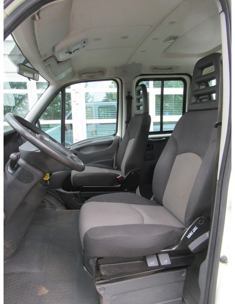 Pritsche Transporter, Transporter mit Doppelkabine Iveco Daily 29L13 2.3HPi 93KW 345 DOKA Dubbelcabine: das Bild 9