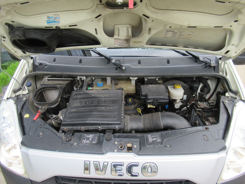 Pritsche Transporter, Transporter mit Doppelkabine Iveco Daily 29L13 2.3HPi 93KW 345 DOKA Dubbelcabine: das Bild 13