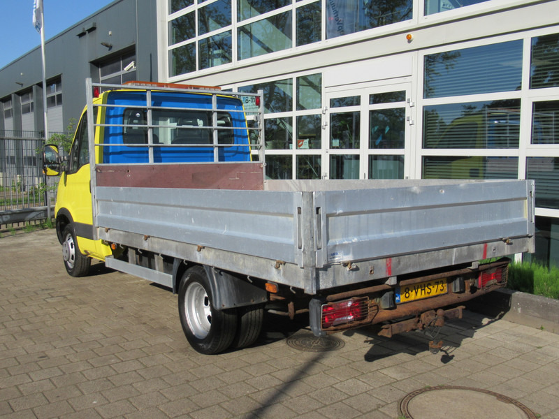 Iveco Daily 50C17 3.0D 125KW EEV 345 PickUp NIDO DIN - Pritsche Transporter: das Bild 4 Iveco Daily 50C17 3.0D 125KW EEV 345 PickUp NIDO DIN - Pritsche Transporter: das Bild 4