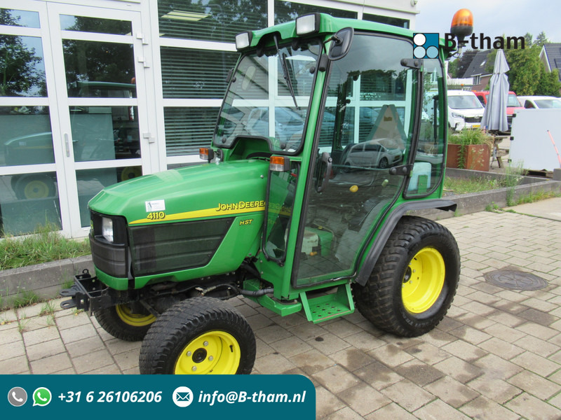 John Deere 4110 4WD 4x4 Hydrostaat Cabine - Traktor: das Bild 1 John Deere 4110 4WD 4x4 Hydrostaat Cabine - Traktor: das Bild 1