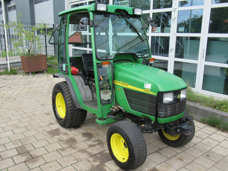 John Deere 4110 4WD 4x4 Hydrostaat Cabine - Traktor: das Bild 3 John Deere 4110 4WD 4x4 Hydrostaat Cabine - Traktor: das Bild 3