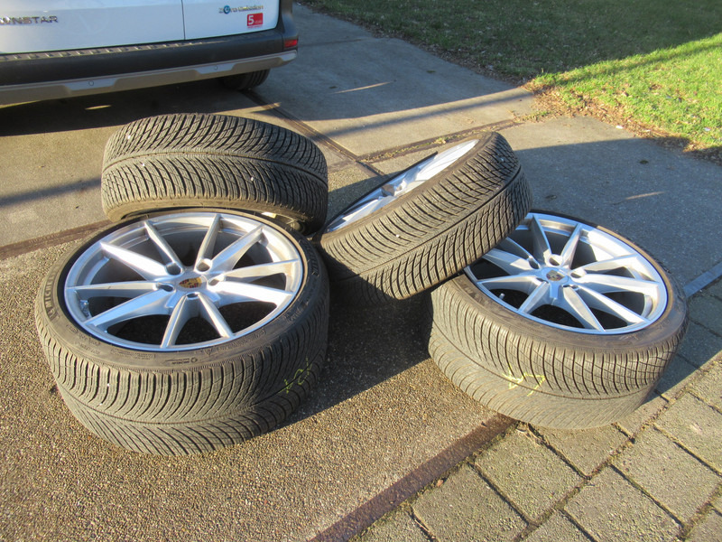 Porsche 911 992 20-/21 Carrera S Winterbanden Set Wielen - Komplettrad für PKW: das Bild 3 Porsche 911 992 20-/21 Carrera S Winterbanden Set Wielen - Komplettrad für PKW: das Bild 3