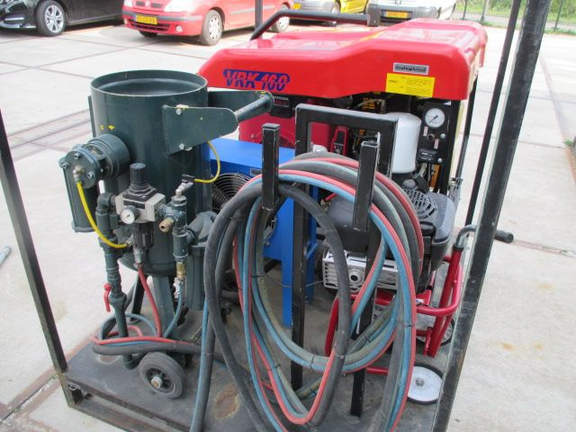 Rotair / Flirok MOBIELE ZAND Straal unit Graffiti Cleaner - Reinigungsmaschine: das Bild 2 Rotair / Flirok MOBIELE ZAND Straal unit Graffiti Cleaner - Reinigungsmaschine: das Bild 2