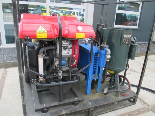 Rotair / Flirok MOBIELE ZAND Straal unit Graffiti Cleaner - Reinigungsmaschine: das Bild 4 Rotair / Flirok MOBIELE ZAND Straal unit Graffiti Cleaner - Reinigungsmaschine: das Bild 4