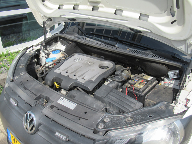Kleintransporter Volkswagen Caddy 1.6 TDI 75KW Maxi BMT: das Bild 15