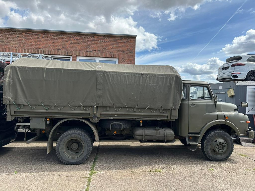 MAN 11.136 HA 4X4*H-zul.*schön*ex belg. Armee - Planen Transporter: das Bild 3 MAN 11.136 HA 4X4*H-zul.*schön*ex belg. Armee - Planen Transporter: das Bild 3