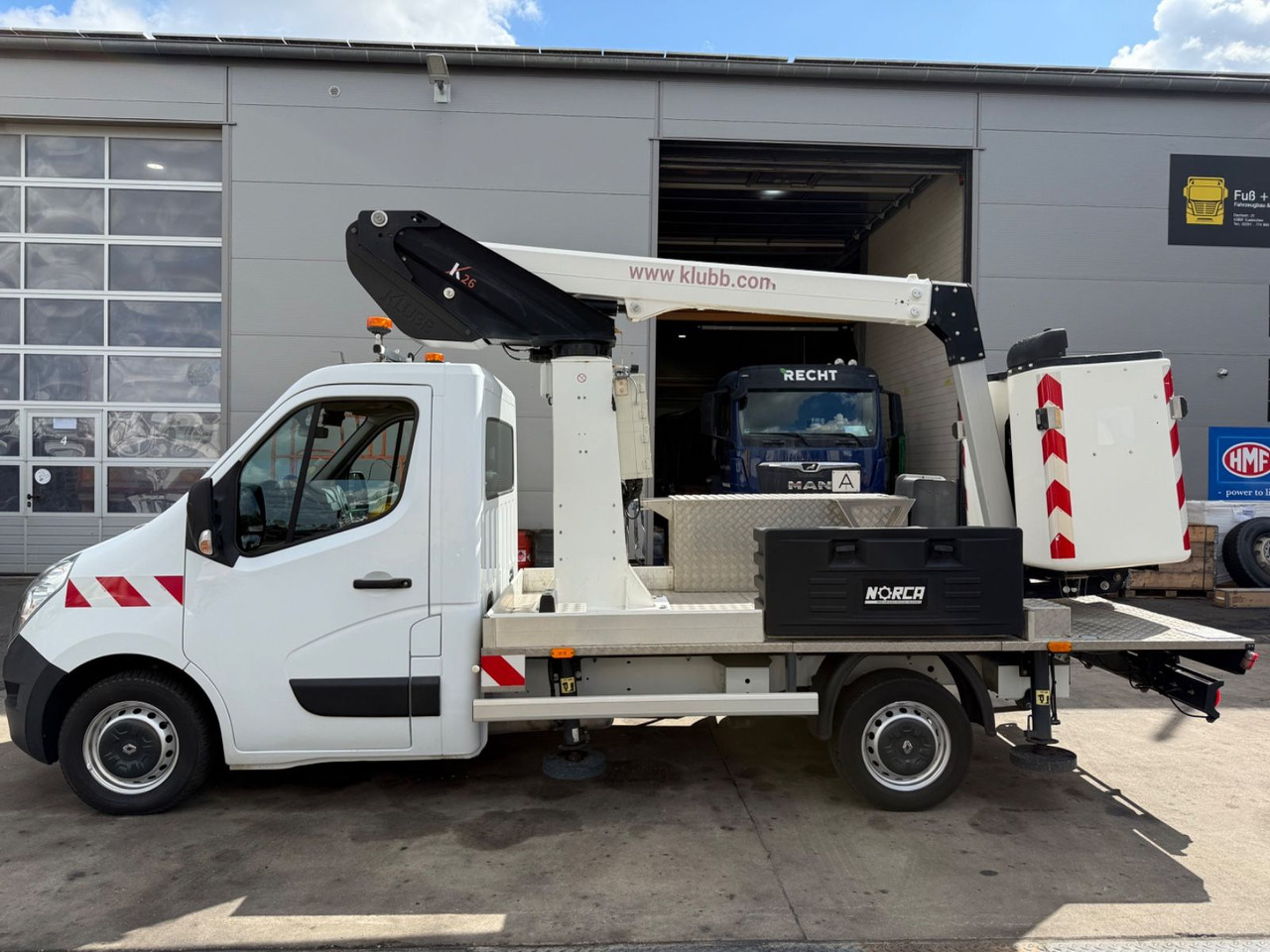 LKW mit Arbeitsbühne Renault Master III Steiger Klubb K26 / 11,2m / 200Kg: das Bild 8