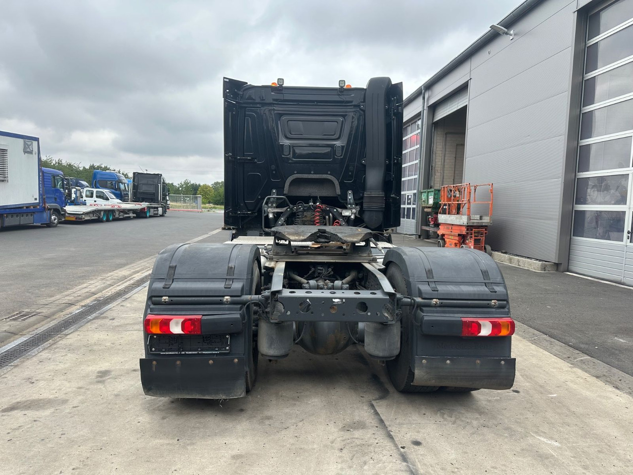Mercedes-Benz Actros 4 1846/ Retarder/ Kipphydraulik/Top - Sattelzugmaschine: das Bild 4 Mercedes-Benz Actros 4 1846/ Retarder/ Kipphydraulik/Top - Sattelzugmaschine: das Bild 4