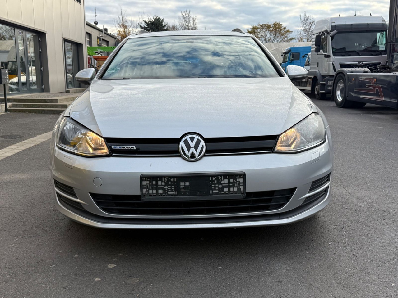 Volkswagen Golf 7 1.6tdi Variant Trendline Klima, Shz - Kombi: das Bild 2 Volkswagen Golf 7 1.6tdi Variant Trendline Klima, Shz - Kombi: das Bild 2