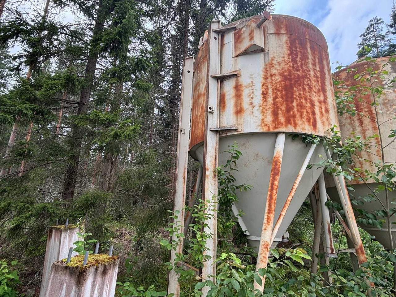 Silo approx. 12m3 - Lagerungstechnik: das Bild 2 Silo approx. 12m3 - Lagerungstechnik: das Bild 2