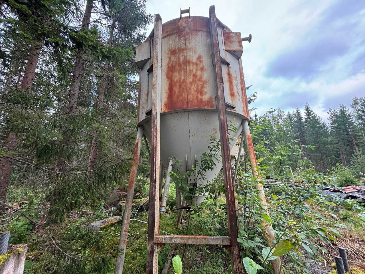 Silo approx. 12m3 - Lagerungstechnik: das Bild 1 Silo approx. 12m3 - Lagerungstechnik: das Bild 1