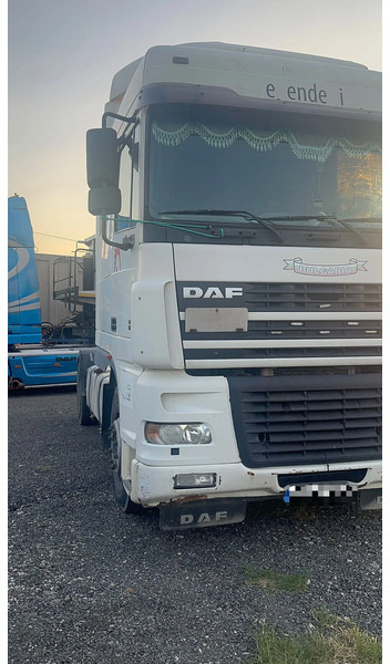 DAF 95.480 XF95.480 AUTOMATIC - Terminaltraktor: das Bild 2 DAF 95.480 XF95.480 AUTOMATIC - Terminaltraktor: das Bild 2