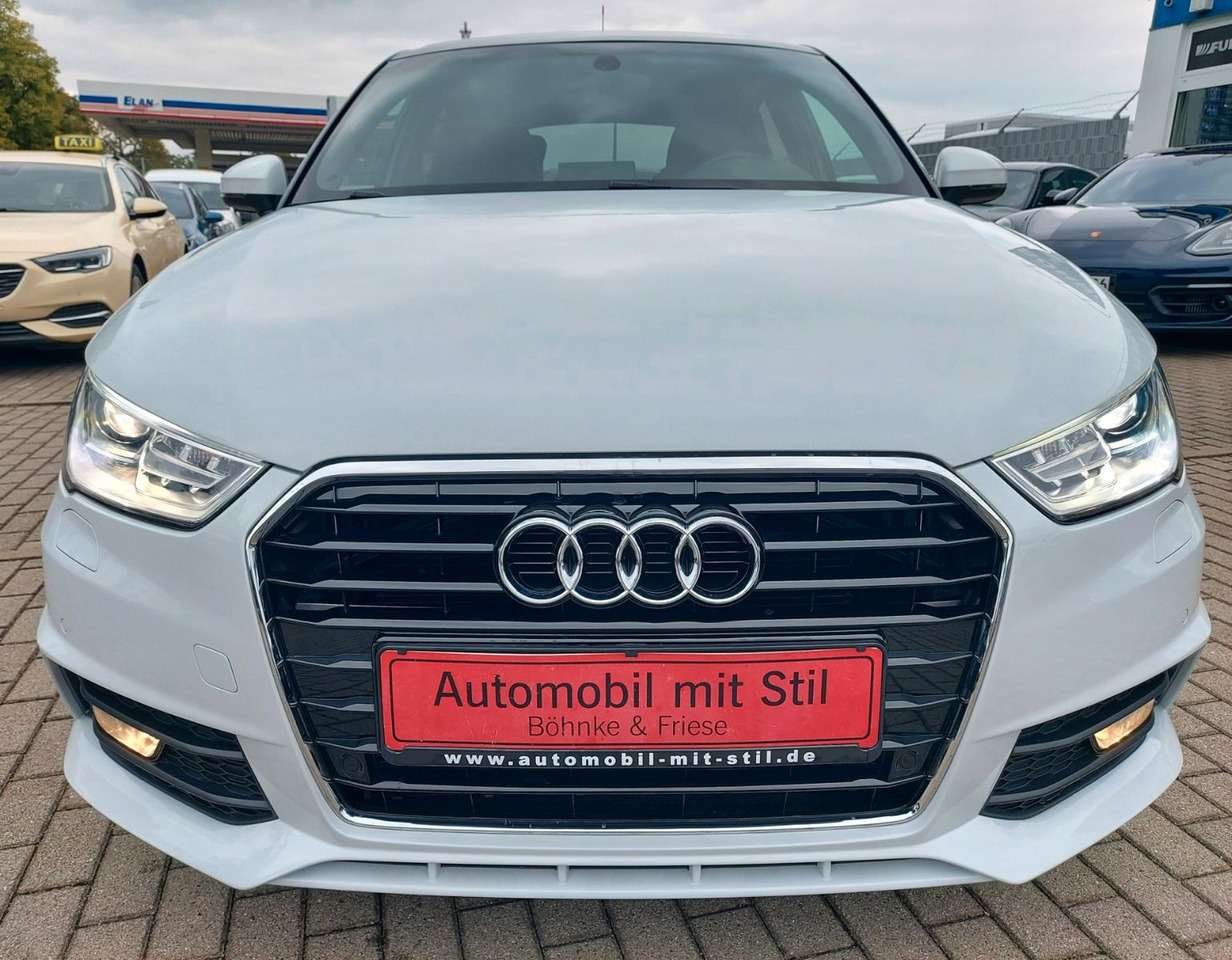 Audi A1 Sportback sport S-Line Pano Bose Xenon DAB - Limousine: das Bild 4 Audi A1 Sportback sport S-Line Pano Bose Xenon DAB - Limousine: das Bild 4