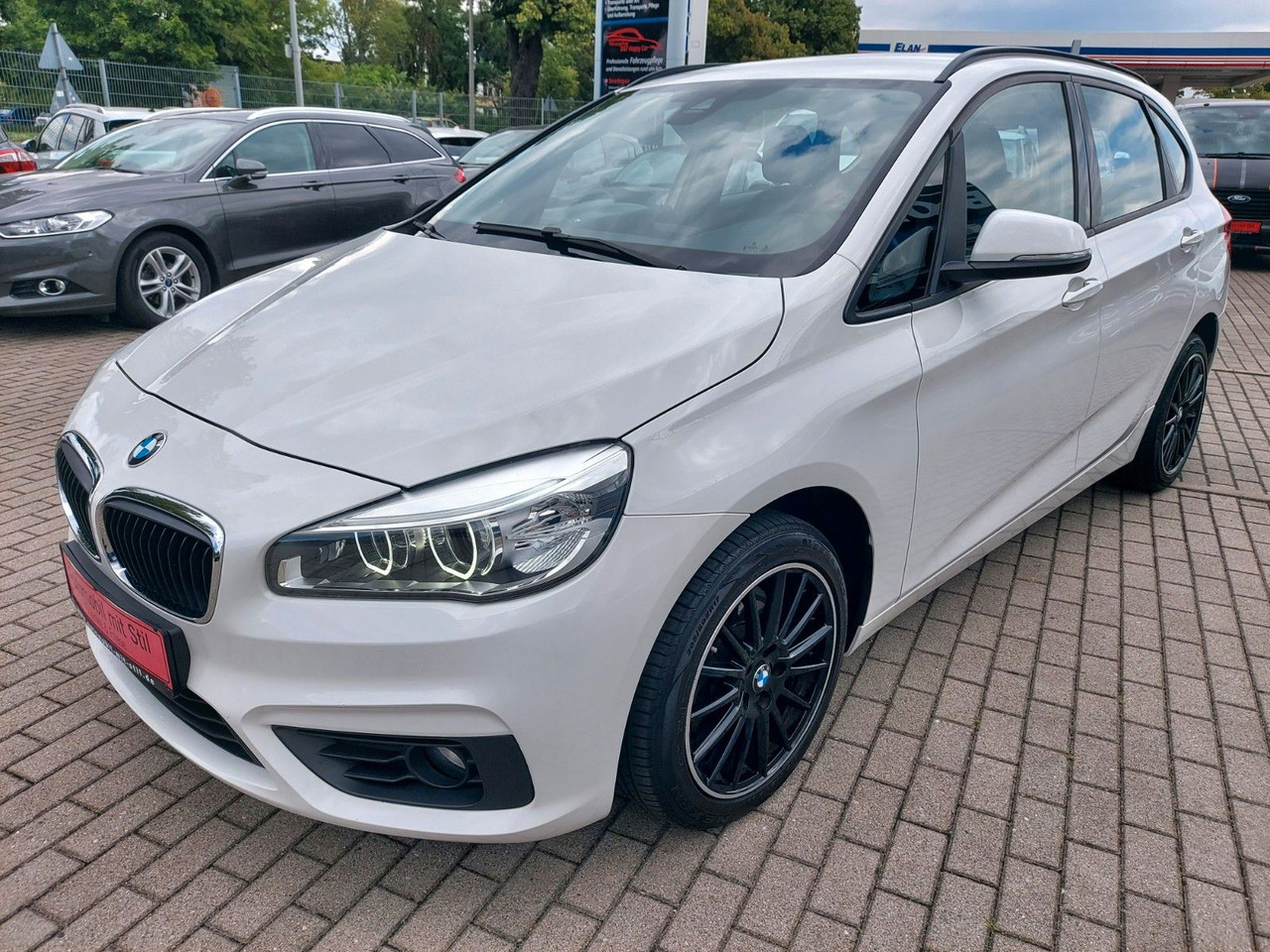 BMW 218 Baureihe 2 Active Tourer Autom Advant. LED - Kombi: das Bild 5 BMW 218 Baureihe 2 Active Tourer Autom Advant. LED - Kombi: das Bild 5