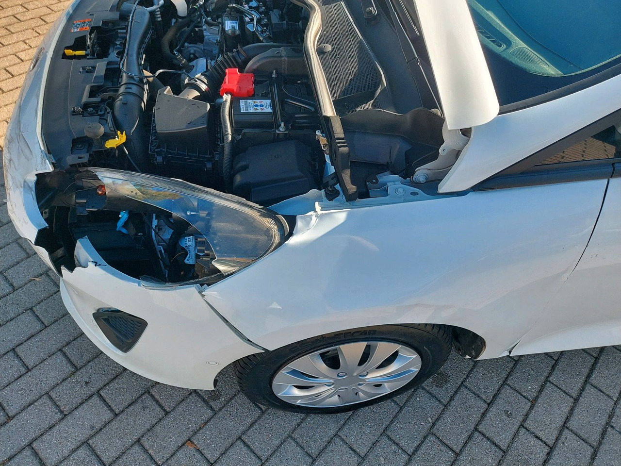 Ford Fiesta Trend KLIMAA. TEMPOMAT SHZ SPURWECHSEL - PKW: das Bild 2 Ford Fiesta Trend KLIMAA. TEMPOMAT SHZ SPURWECHSEL - PKW: das Bild 2