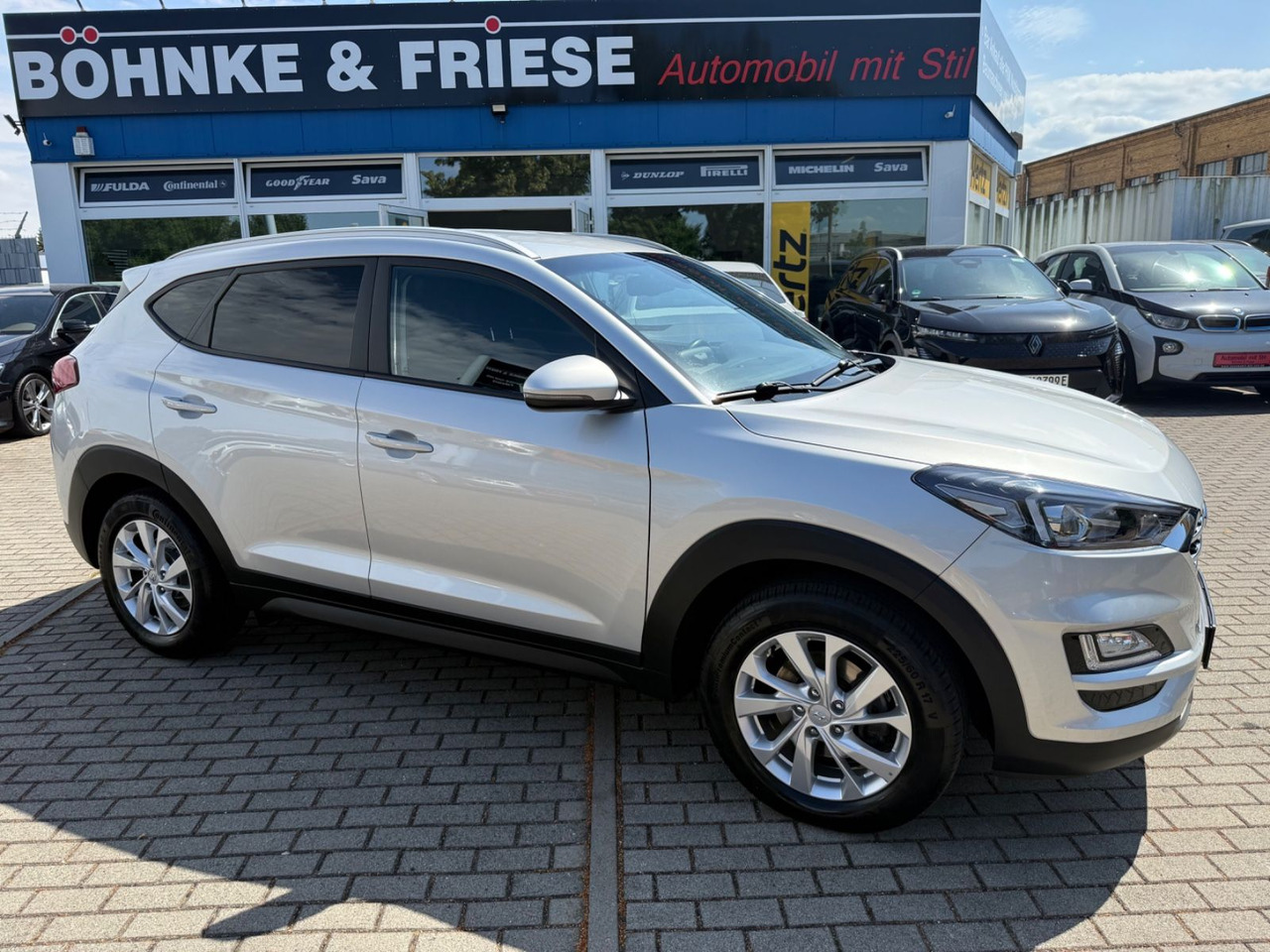 Hyundai Tucson Trend 2WD SHZ KLIMAA. PDC NAVI TEMPOMAT - SUV/ Geländewagen: das Bild 3 Hyundai Tucson Trend 2WD SHZ KLIMAA. PDC NAVI TEMPOMAT - SUV/ Geländewagen: das Bild 3