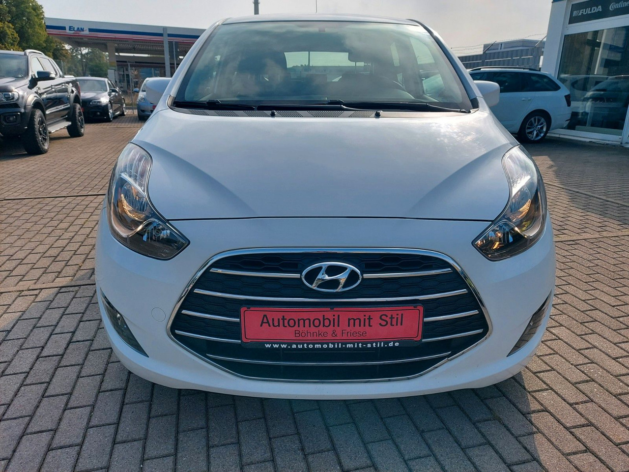 Hyundai ix20 Passion Automatik Klima PDC AHK - PKW: das Bild 3 Hyundai ix20 Passion Automatik Klima PDC AHK - PKW: das Bild 3