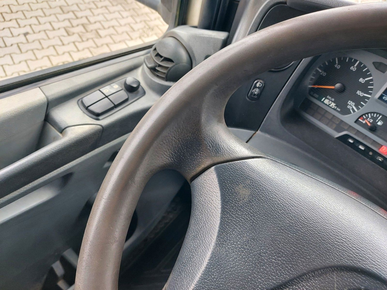 Kipper, Autokran Mercedes-Benz Atego 2 4-Zyl. 4x2 918 4x2 MEILLER HIAB066 Kran: das Bild 24 Kipper, Autokran Mercedes-Benz Atego 2 4-Zyl. 4x2 918 4x2 MEILLER HIAB066 Kran: das Bild 24