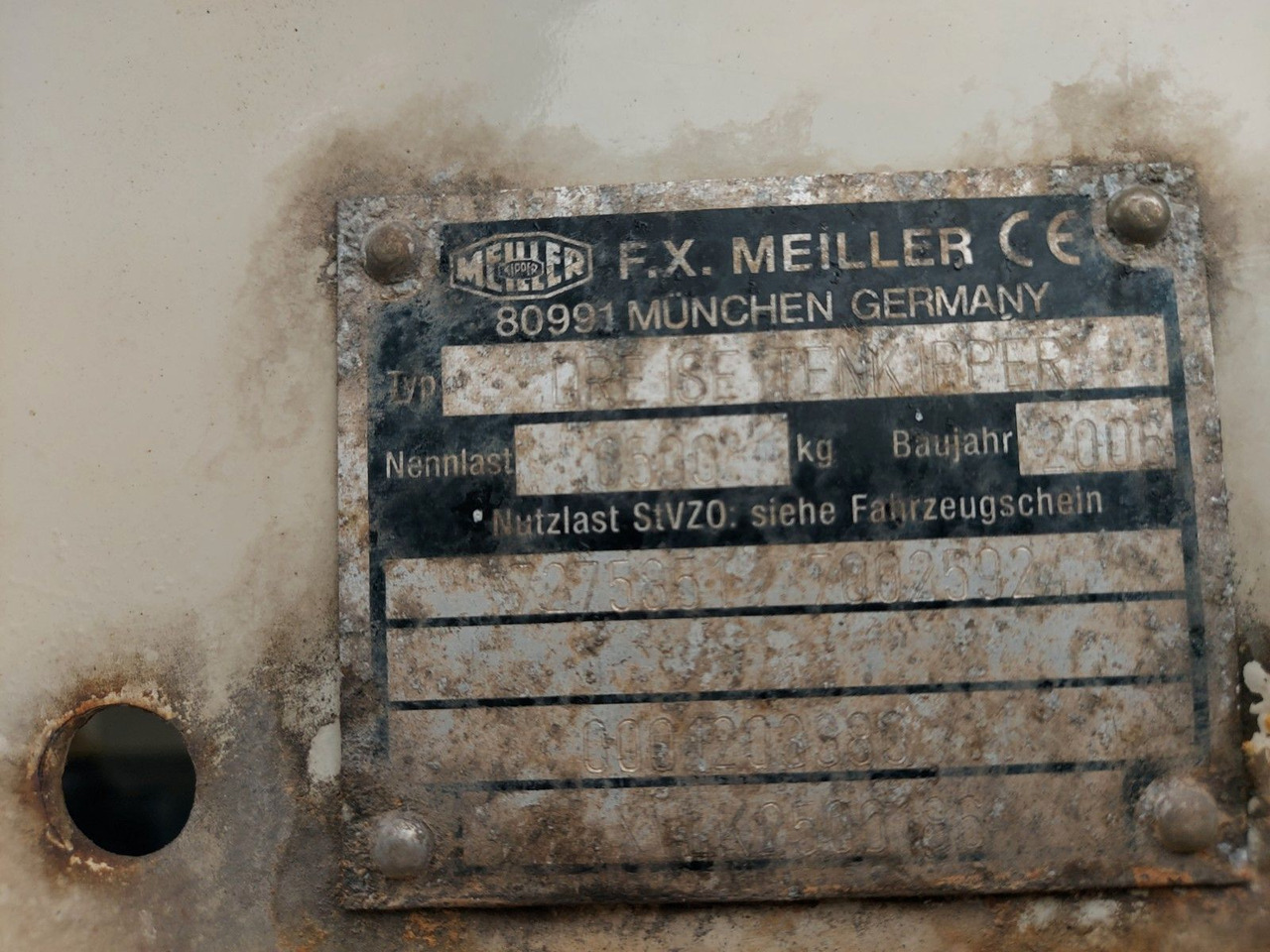 Kipper, Autokran Mercedes-Benz Atego 2 4-Zyl. 4x2 918 4x2 MEILLER HIAB066 Kran: das Bild 36 Kipper, Autokran Mercedes-Benz Atego 2 4-Zyl. 4x2 918 4x2 MEILLER HIAB066 Kran: das Bild 36