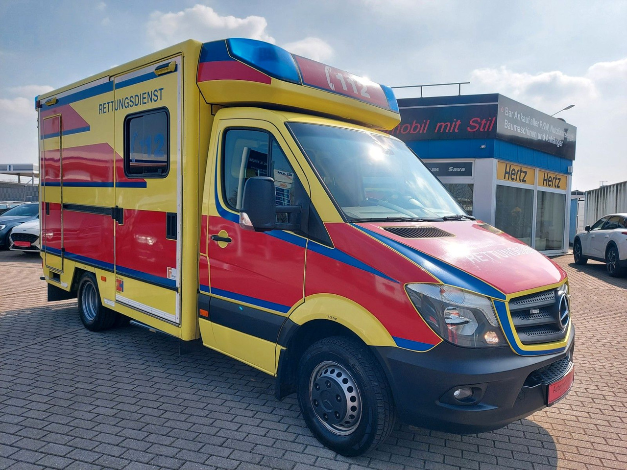 Mercedes-Benz Sprinter II Pritsche 516 Autom. RTW Ambulance - Krankenwagen: das Bild 1 Mercedes-Benz Sprinter II Pritsche 516 Autom. RTW Ambulance - Krankenwagen: das Bild 1