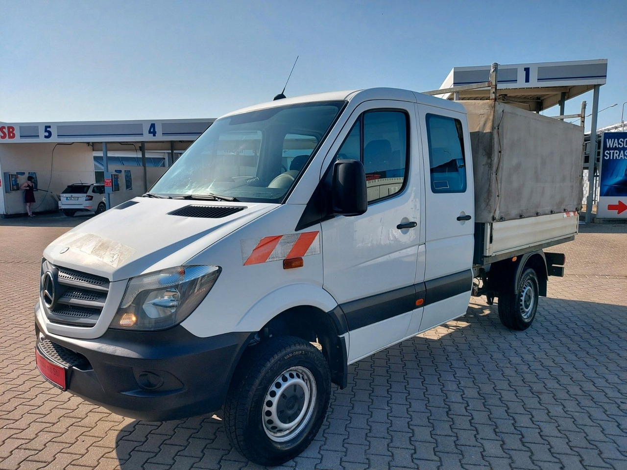 Mercedes-Benz Sprinter II Pritsche DoKa 316 4X4 6Sitze Klima - Planen Transporter, Transporter mit Doppelkabine: das Bild 3 Mercedes-Benz Sprinter II Pritsche DoKa 316 4X4 6Sitze Klima - Planen Transporter, Transporter mit Doppelkabine: das Bild 3