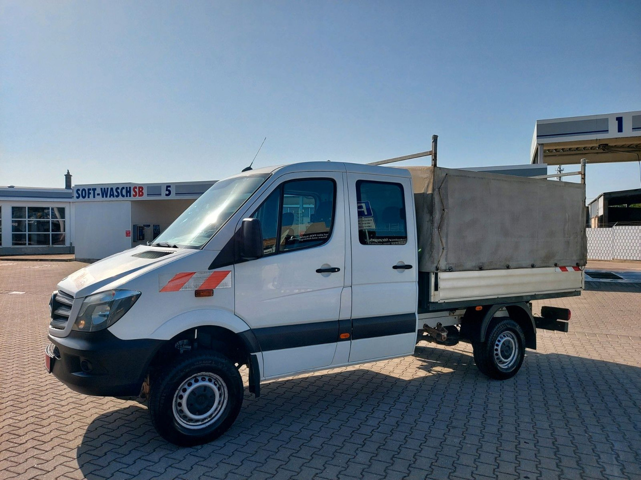 Mercedes-Benz Sprinter II Pritsche DoKa 316 4X4 6Sitze Klima - Planen Transporter, Transporter mit Doppelkabine: das Bild 4 Mercedes-Benz Sprinter II Pritsche DoKa 316 4X4 6Sitze Klima - Planen Transporter, Transporter mit Doppelkabine: das Bild 4