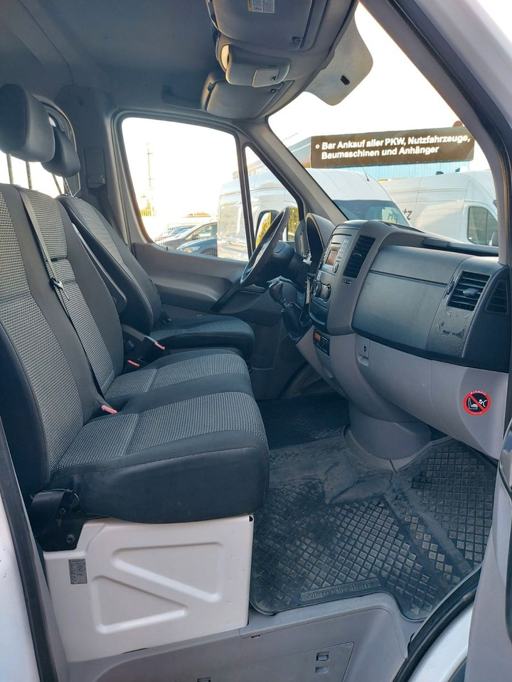 Planen Transporter, Transporter mit Doppelkabine Mercedes-Benz Sprinter II Pritsche DoKa 516 4X4 Plane 6 Sitze: das Bild 14