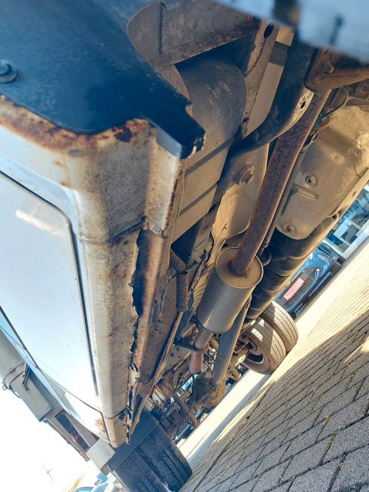 Planen Transporter, Transporter mit Doppelkabine Mercedes-Benz Sprinter II Pritsche DoKa 516 4X4 Plane 6 Sitze: das Bild 21
