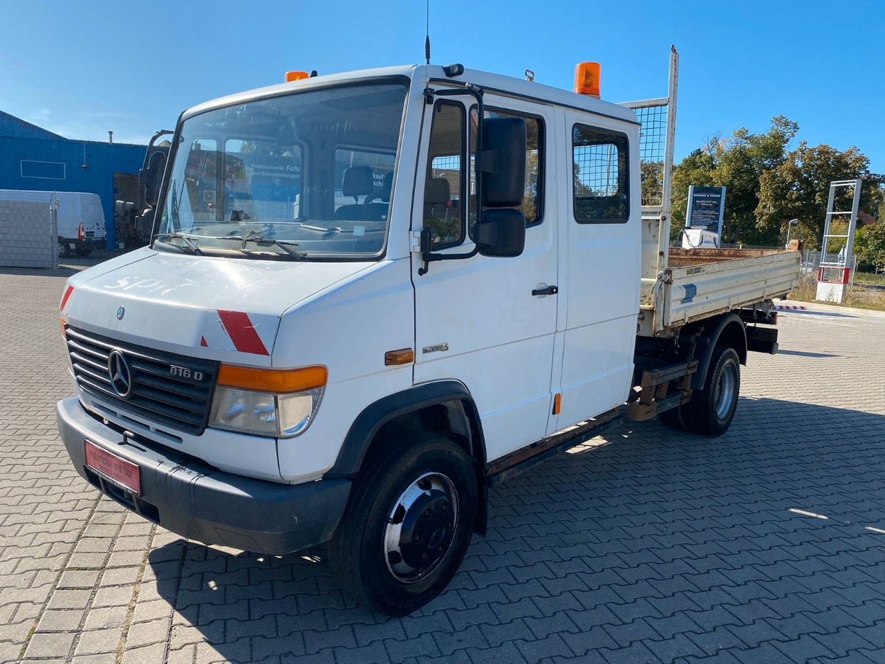 Mercedes-Benz VARIO 816D Doka 3 Seiten Kipper Meiller - Kipper Transporter, Transporter mit Doppelkabine: das Bild 3 Mercedes-Benz VARIO 816D Doka 3 Seiten Kipper Meiller - Kipper Transporter, Transporter mit Doppelkabine: das Bild 3