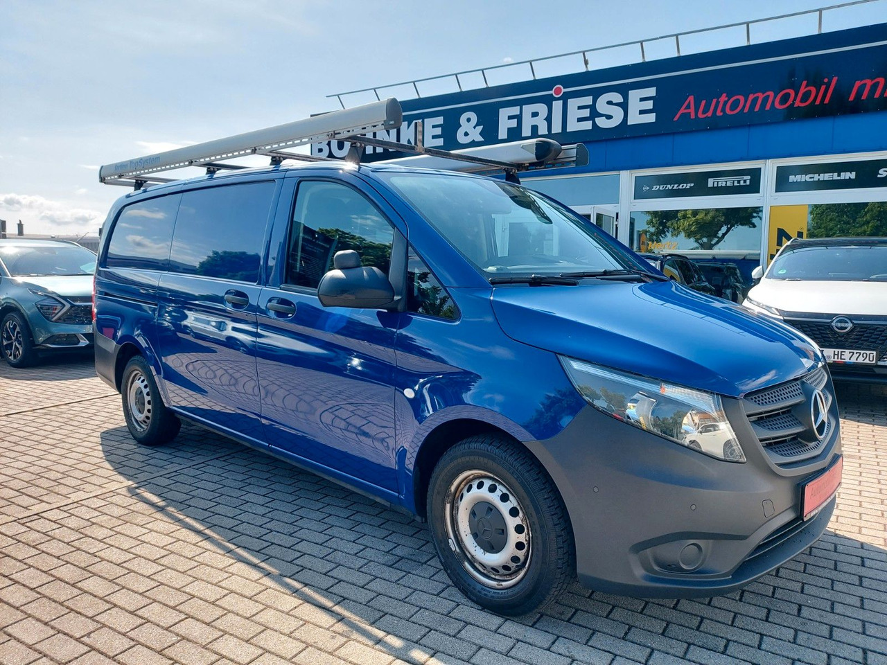 Mercedes-Benz Vito Kasten 114 RWD Lang Autom. Klima Tempo PDC - Personentransporter: das Bild 2 Mercedes-Benz Vito Kasten 114 RWD Lang Autom. Klima Tempo PDC - Personentransporter: das Bild 2