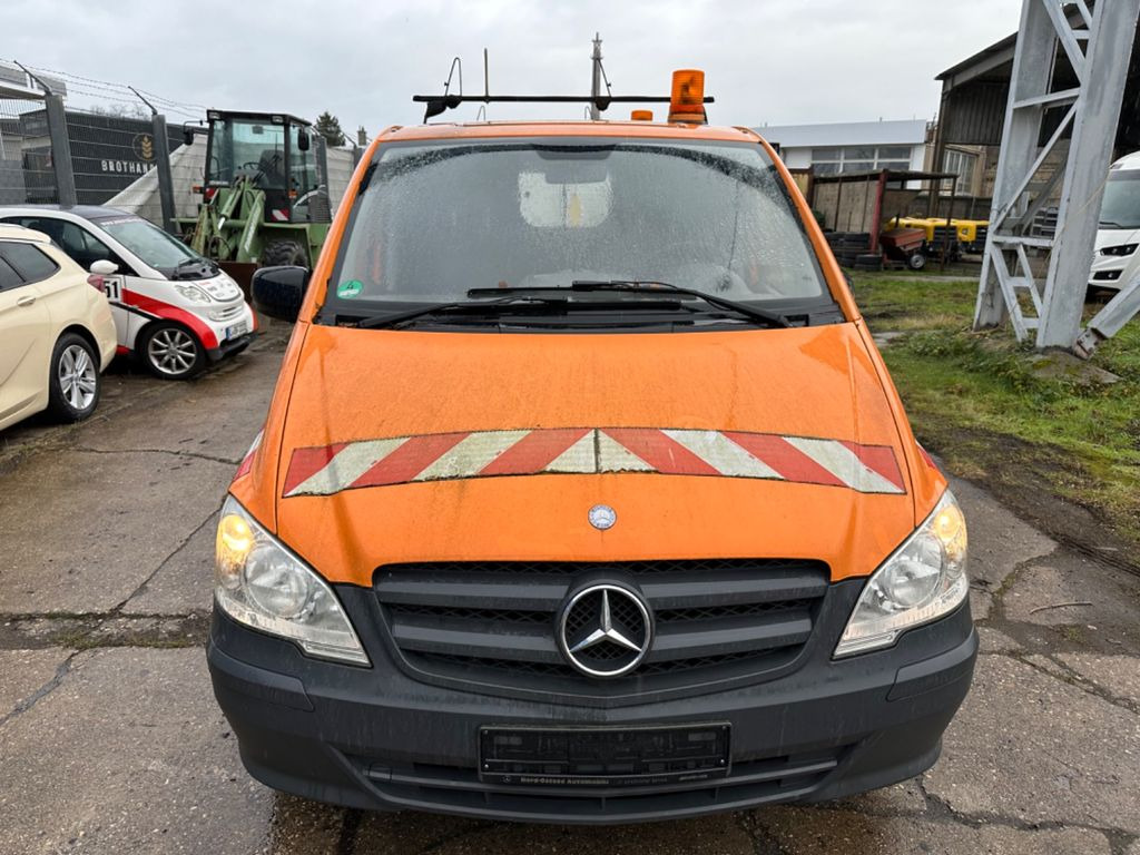 Mercedes-Benz Vito Kasten 4x4 113 CDI lang AUTOMATIK EURO5 - Kleinbus, Personentransporter: das Bild 2 Mercedes-Benz Vito Kasten 4x4 113 CDI lang AUTOMATIK EURO5 - Kleinbus, Personentransporter: das Bild 2