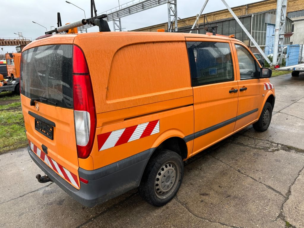 Mercedes-Benz Vito Kasten 4x4 113 CDI lang AUTOMATIK EURO5 - Kleinbus, Personentransporter: das Bild 5 Mercedes-Benz Vito Kasten 4x4 113 CDI lang AUTOMATIK EURO5 - Kleinbus, Personentransporter: das Bild 5