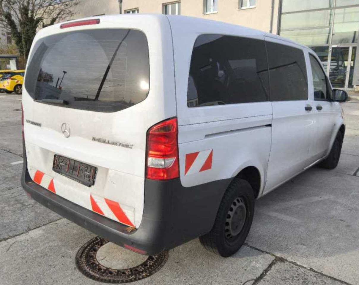 Mercedes-Benz Vito Tourer 114CDI Lang TOURER KLIMA 10 /26 TÜV - Personentransporter: das Bild 4 Mercedes-Benz Vito Tourer 114CDI Lang TOURER KLIMA 10 /26 TÜV - Personentransporter: das Bild 4