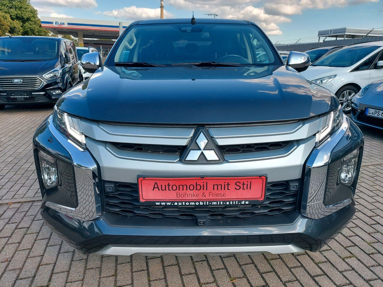 Mitsubishi L200 Basis Doppelkabine 4WD LED LEDER NAVI ACC - SUV/ Geländewagen: das Bild 2 Mitsubishi L200 Basis Doppelkabine 4WD LED LEDER NAVI ACC - SUV/ Geländewagen: das Bild 2