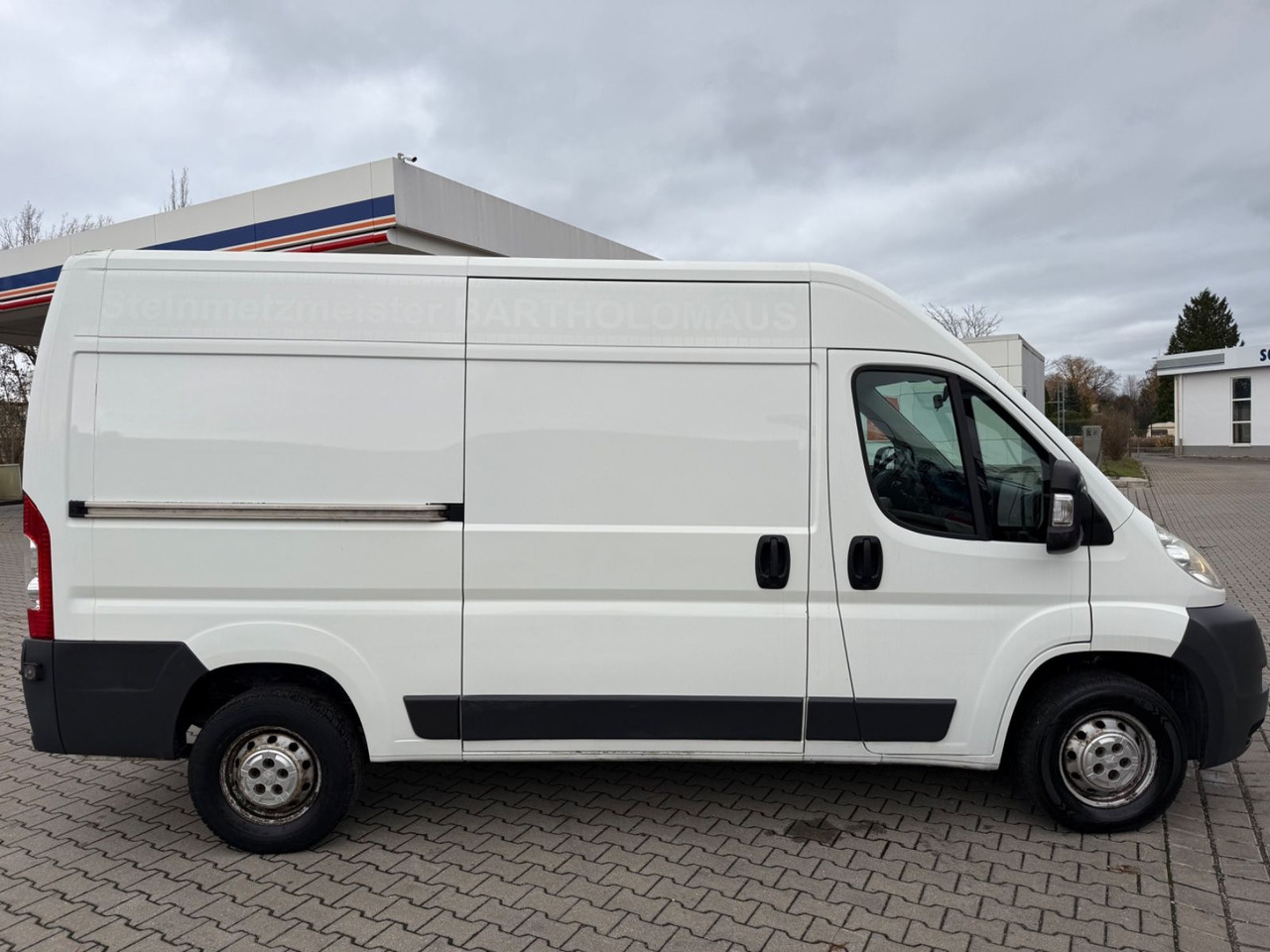 Peugeot Boxer HDi 96 kw L3 H2 AHK 6 GANG - Personentransporter: das Bild 3 Peugeot Boxer HDi 96 kw L3 H2 AHK 6 GANG - Personentransporter: das Bild 3