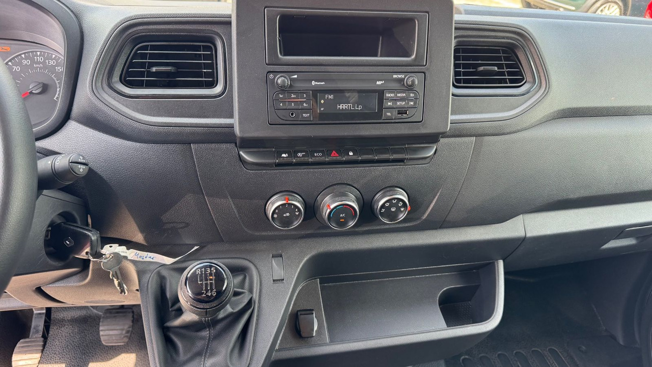 Renault Master III Kasten L3H2 7Sitzer 1.Hand MIXTO DOKA - Personentransporter: das Bild 4 Renault Master III Kasten L3H2 7Sitzer 1.Hand MIXTO DOKA - Personentransporter: das Bild 4