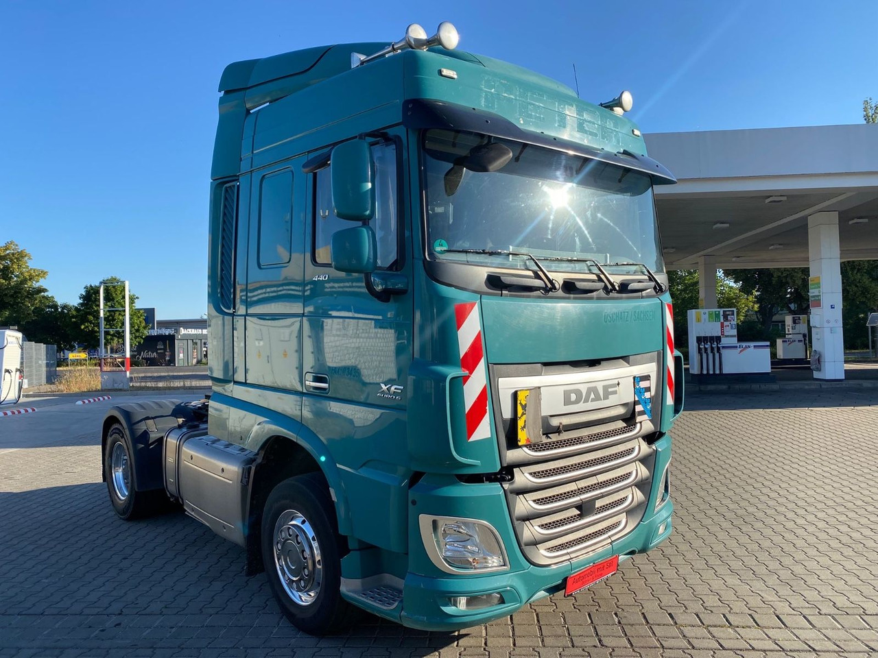 DAF XF 440 EURO 6 KIPPHYDRAULIK ALUFELGEN - Sattelzugmaschine: das Bild 1 DAF XF 440 EURO 6 KIPPHYDRAULIK ALUFELGEN - Sattelzugmaschine: das Bild 1