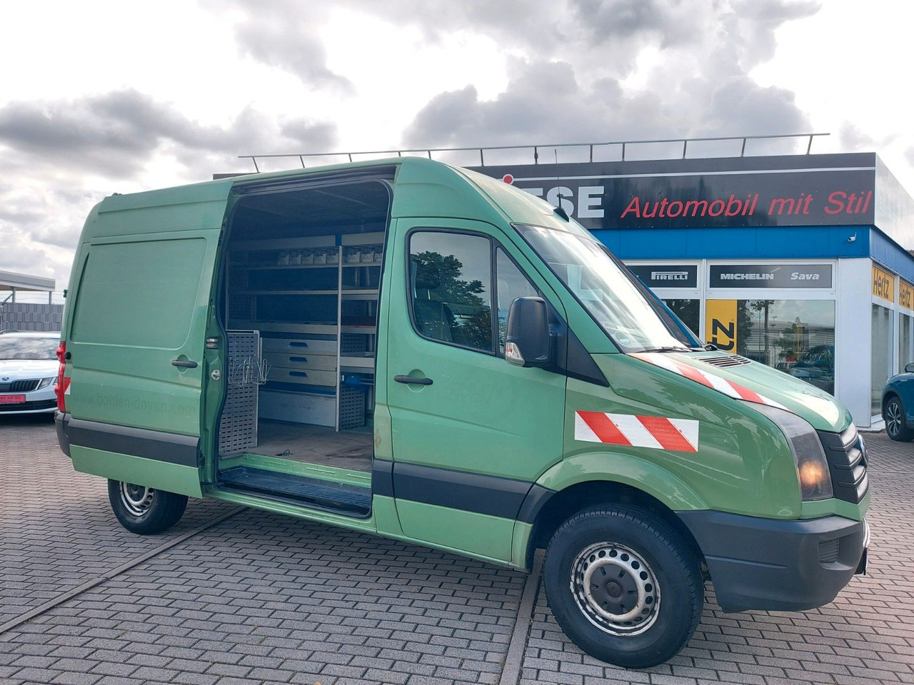 Volkswagen Crafter Kasten 35 mittel L2H2 Hochdach Klima AHK - Kastenwagen: das Bild 1 Volkswagen Crafter Kasten 35 mittel L2H2 Hochdach Klima AHK - Kastenwagen: das Bild 1
