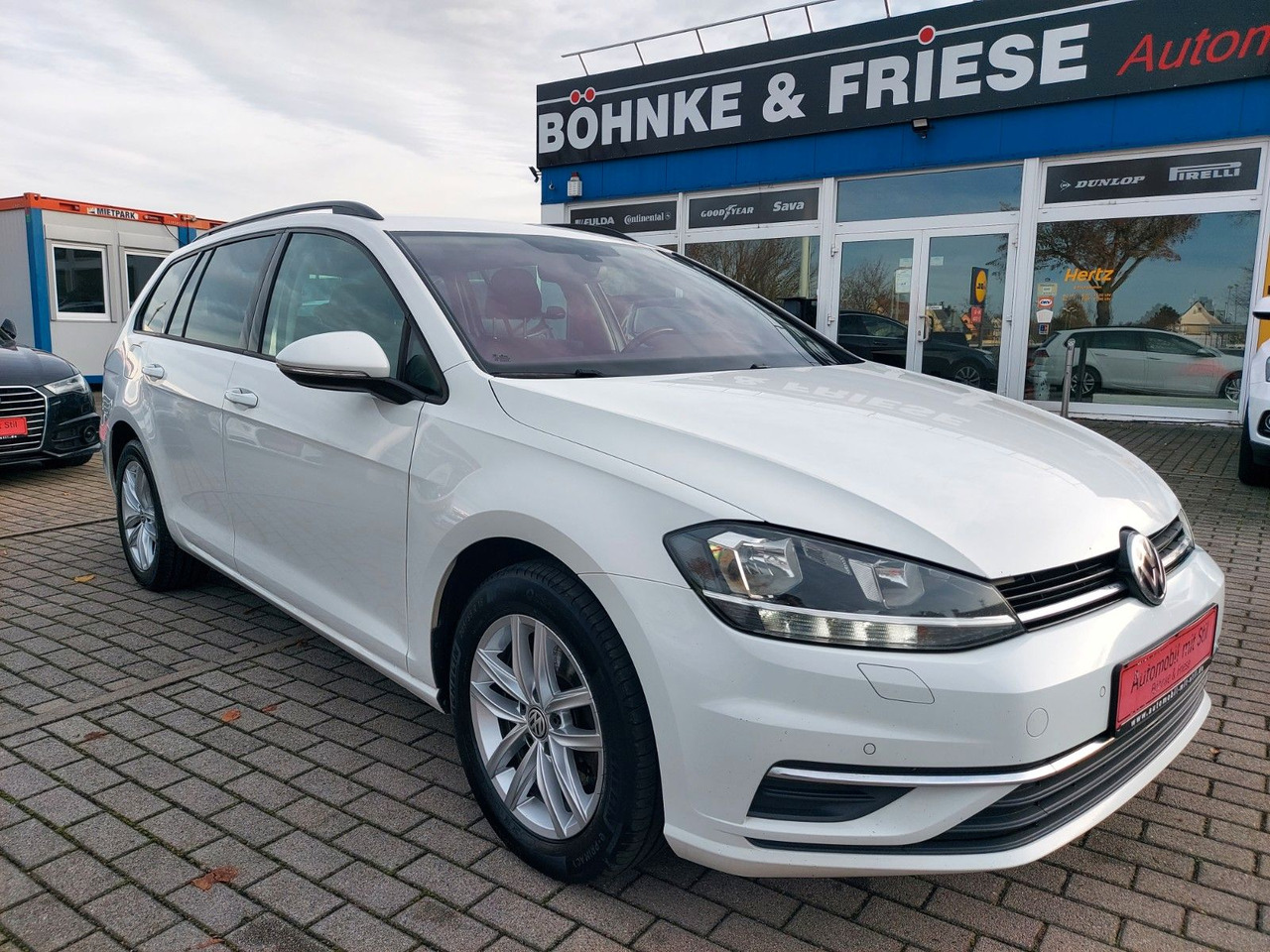 Volkswagen Golf VII Variant DSG Comfort ACC Massage Nav DAB - Kombi: das Bild 1 Volkswagen Golf VII Variant DSG Comfort ACC Massage Nav DAB - Kombi: das Bild 1