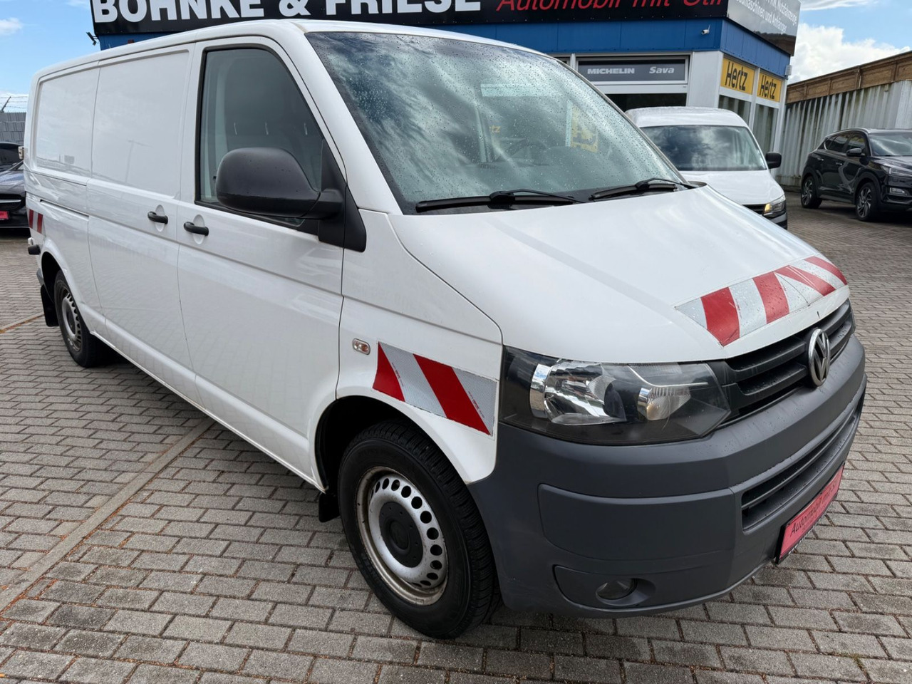 Volkswagen T5 Transporter Kasten Kombi lang 4Motion 4x4 - Personentransporter: das Bild 2 Volkswagen T5 Transporter Kasten Kombi lang 4Motion 4x4 - Personentransporter: das Bild 2