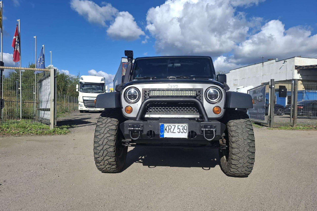 Jeep Wrangler - SUV/ Geländewagen: das Bild 4 Jeep Wrangler - SUV/ Geländewagen: das Bild 4