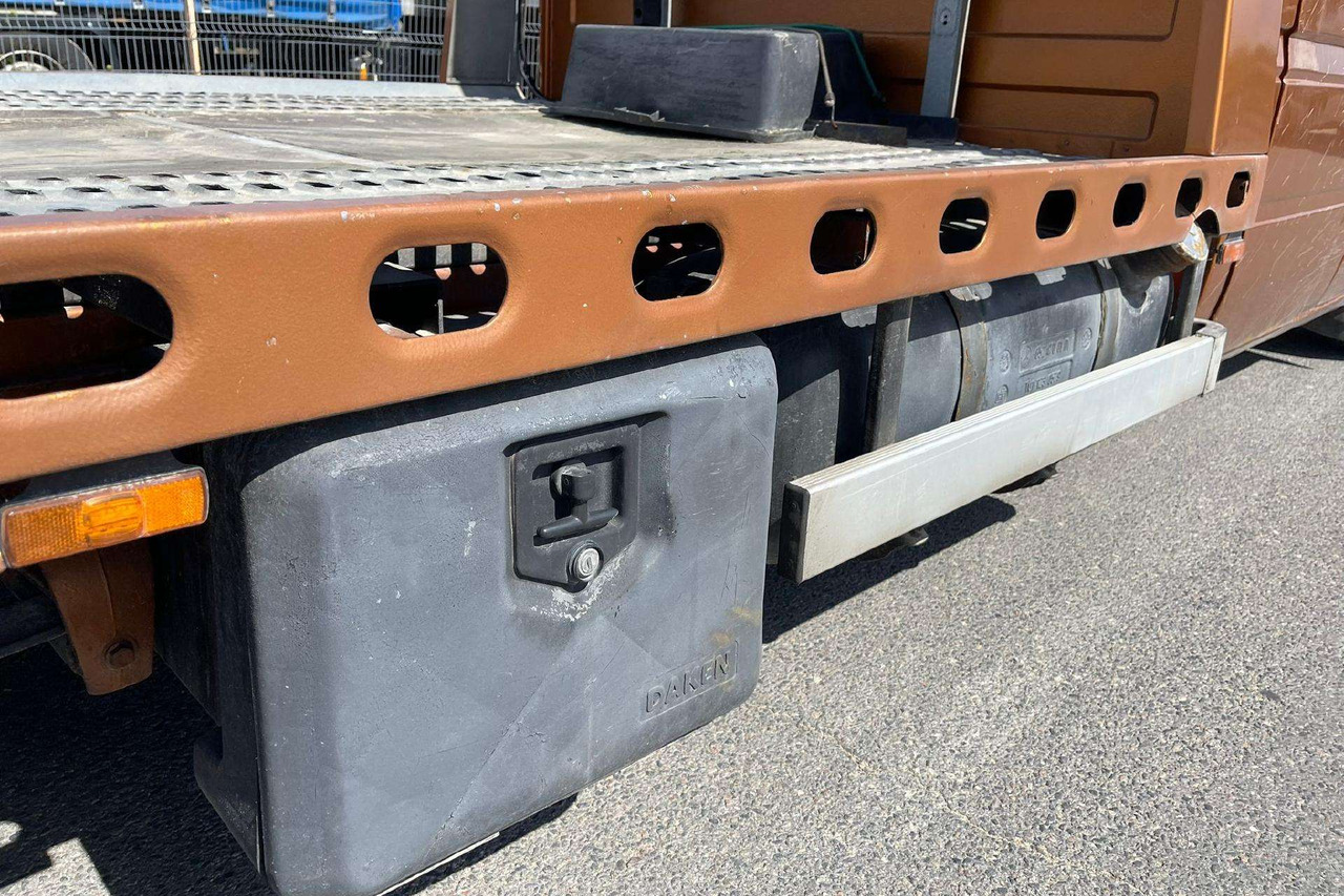 Leasing für Mercedes-Benz 310 Mercedes-Benz 310: das Bild 10 Leasing für Mercedes-Benz 310 Mercedes-Benz 310: das Bild 10